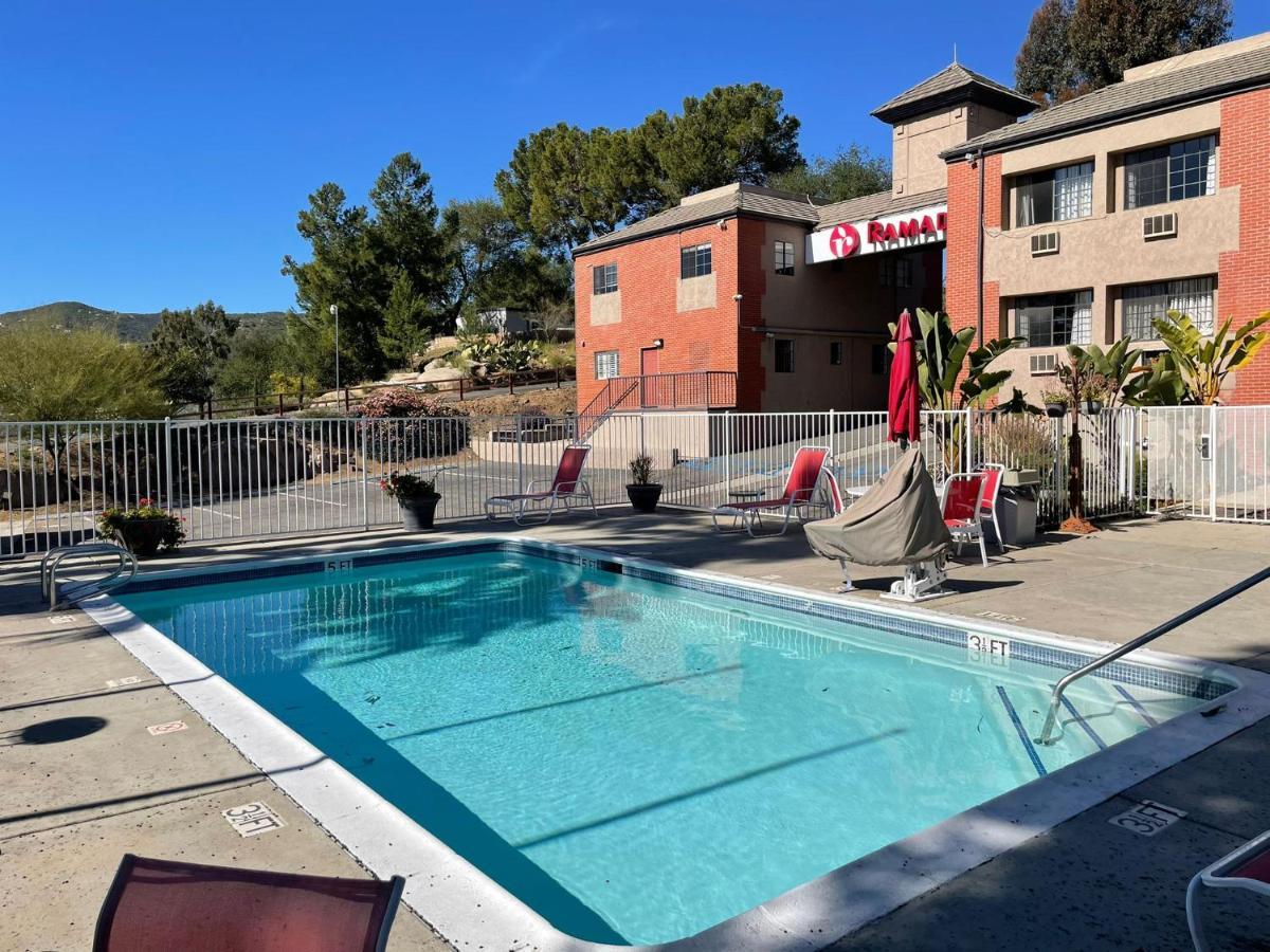 Ramada By Wyndham San Diego Poway Miramar Εξωτερικό φωτογραφία