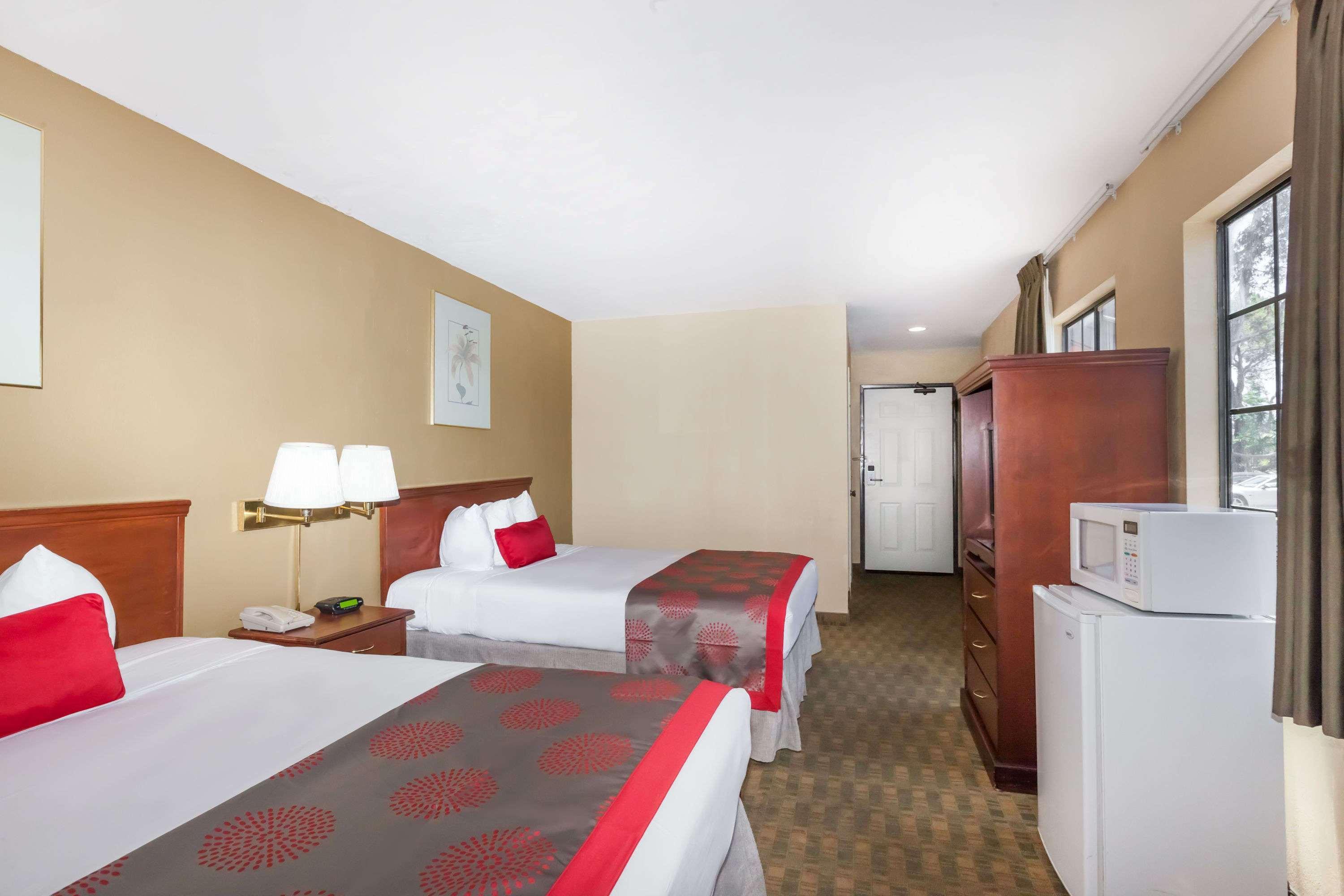 Ramada By Wyndham San Diego Poway Miramar Εξωτερικό φωτογραφία