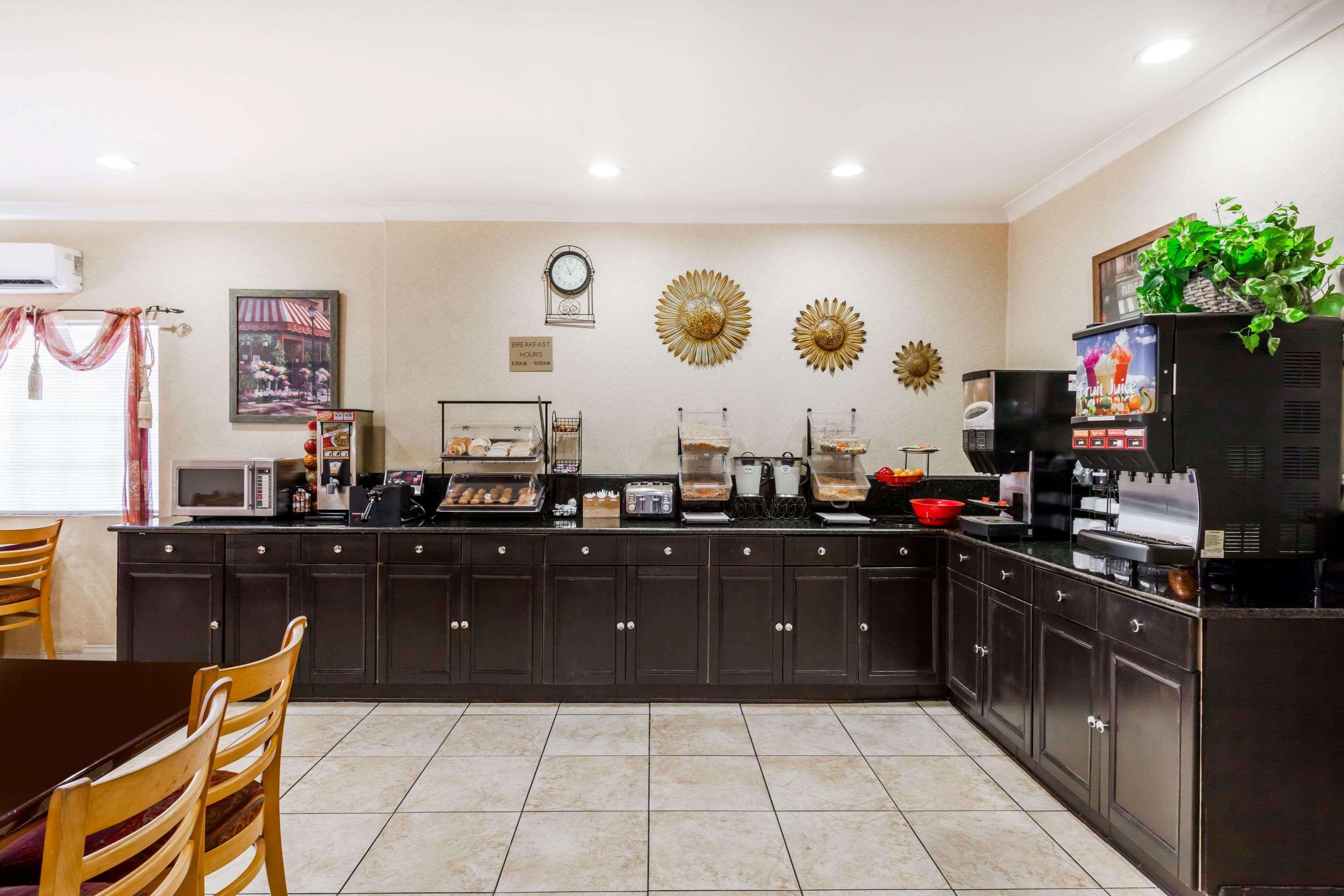Ramada By Wyndham San Diego Poway Miramar Εξωτερικό φωτογραφία