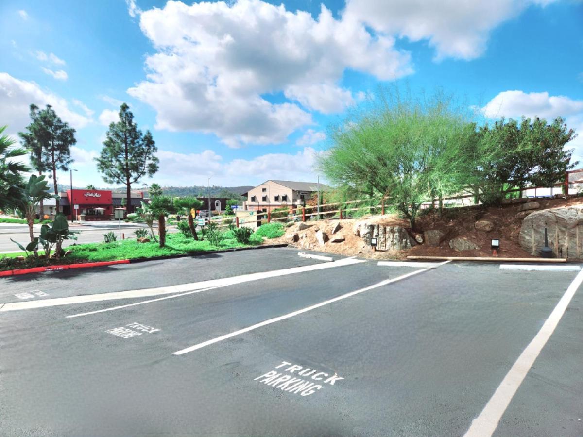 Ramada By Wyndham San Diego Poway Miramar Εξωτερικό φωτογραφία