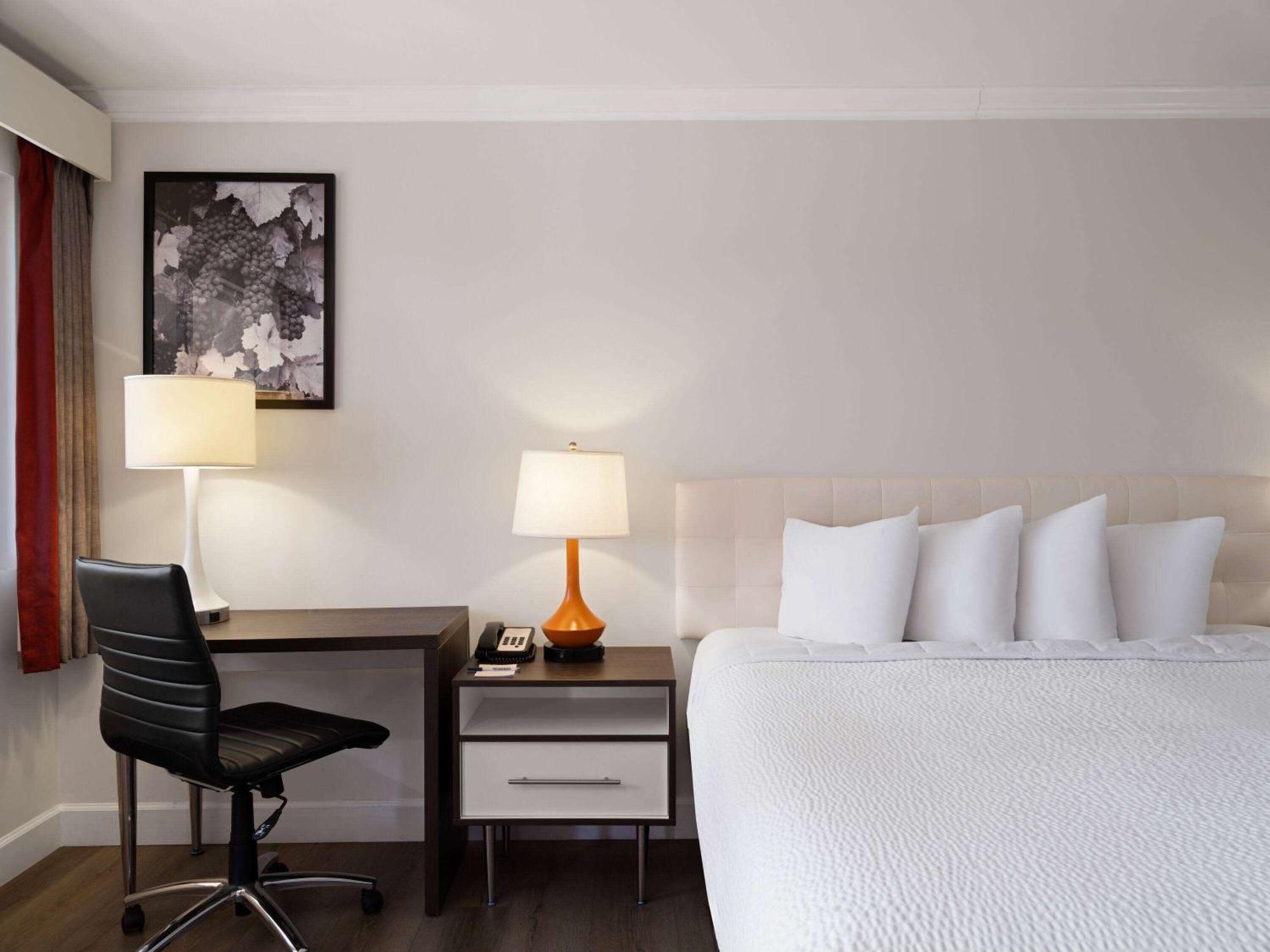 Ramada By Wyndham San Diego Poway Miramar Εξωτερικό φωτογραφία
