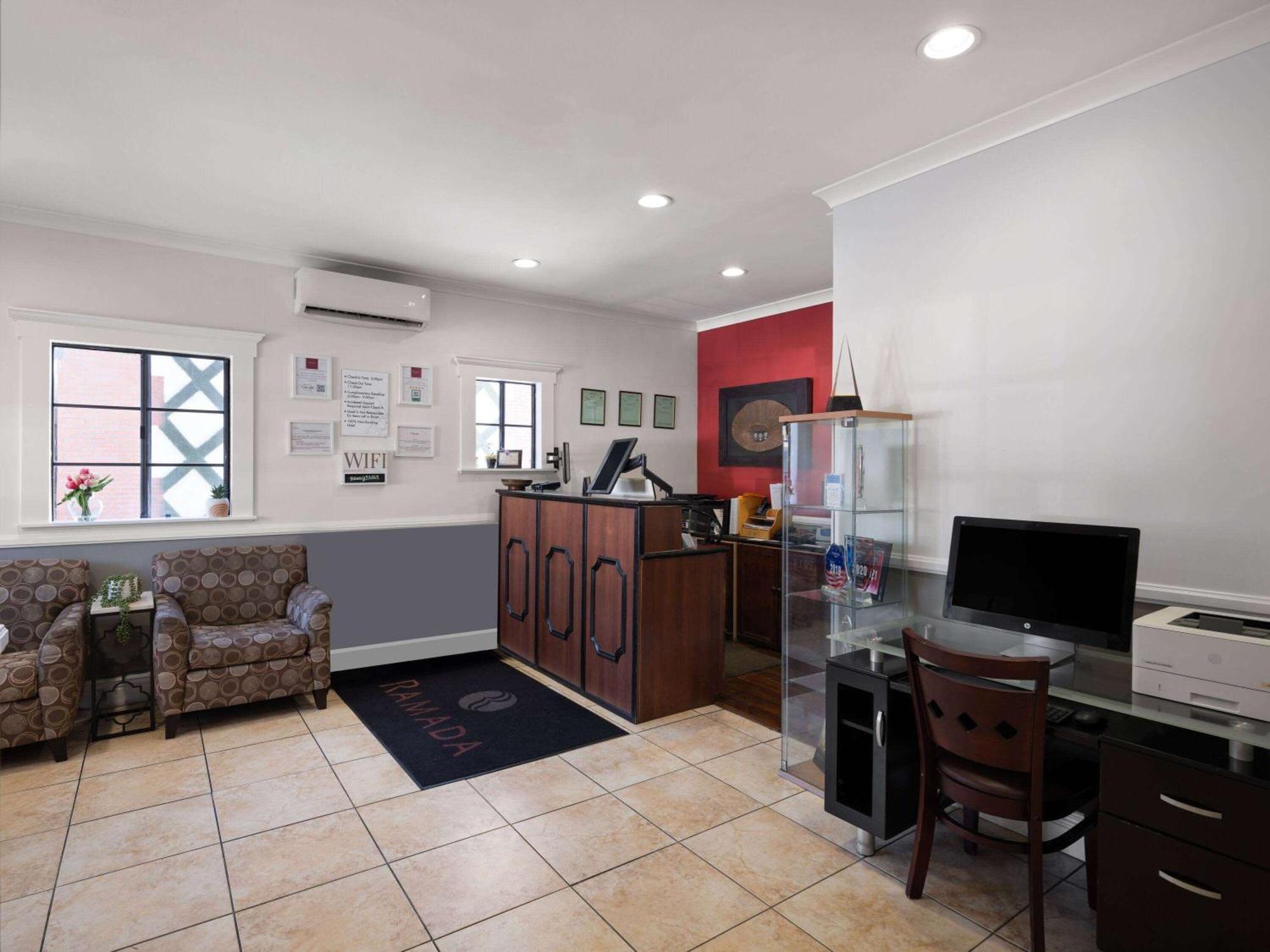 Ramada By Wyndham San Diego Poway Miramar Εξωτερικό φωτογραφία